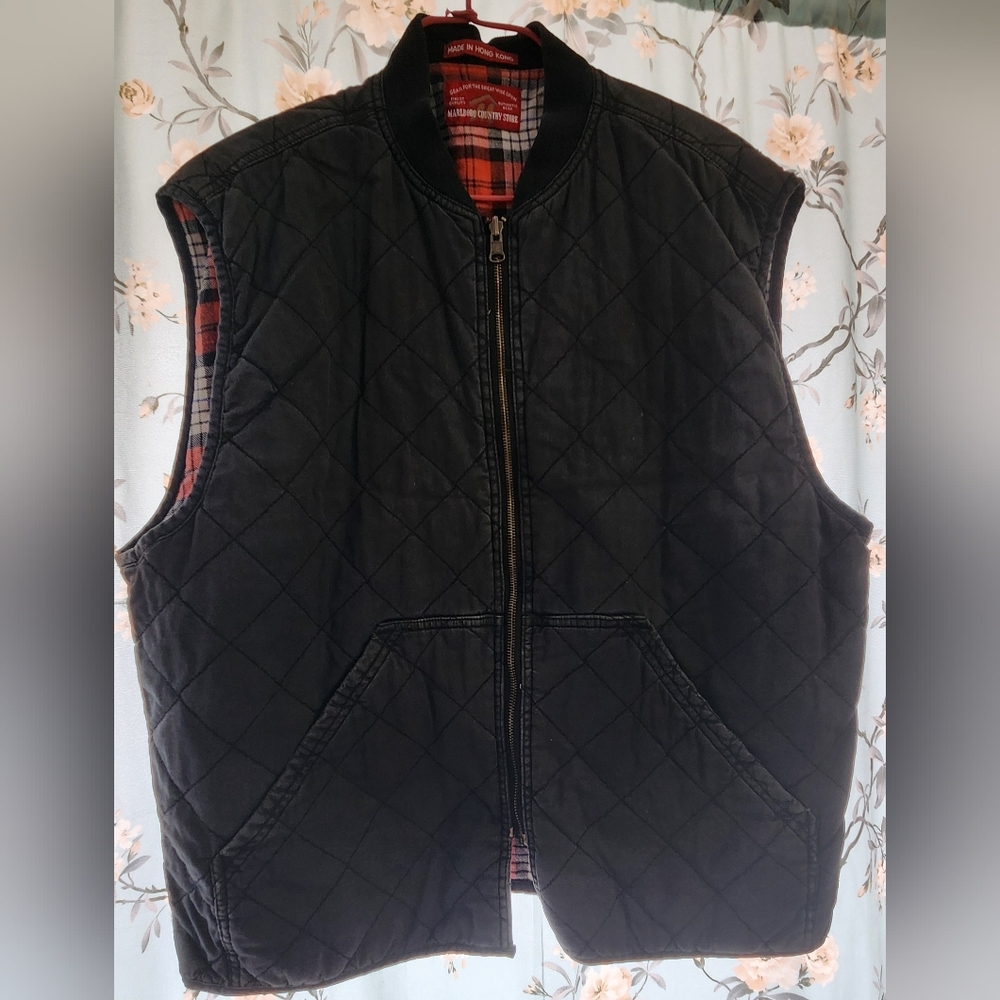 Cabela's Black Quilted Men's Vest